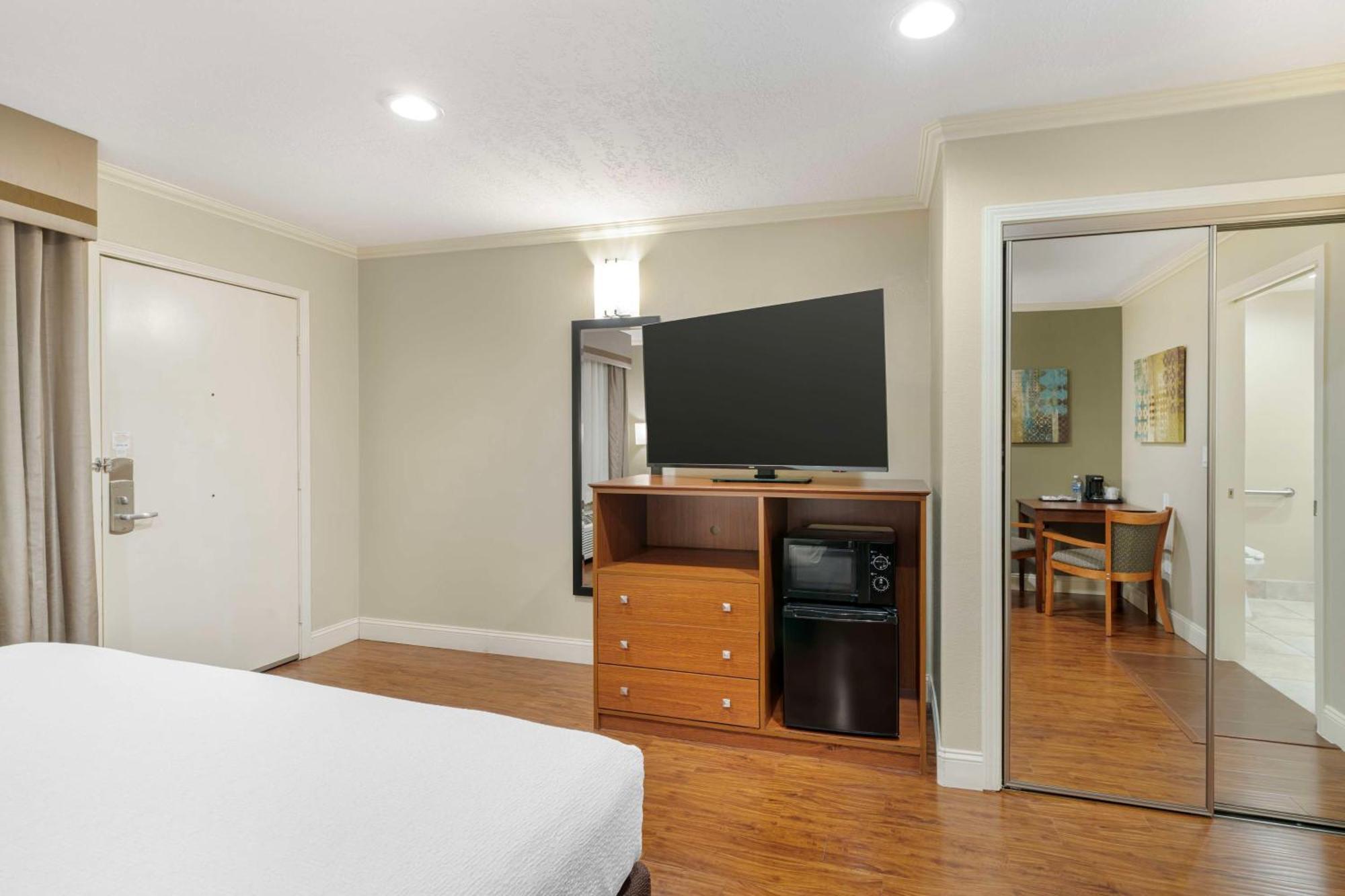 Best Western Oxnard Inn Exterior foto