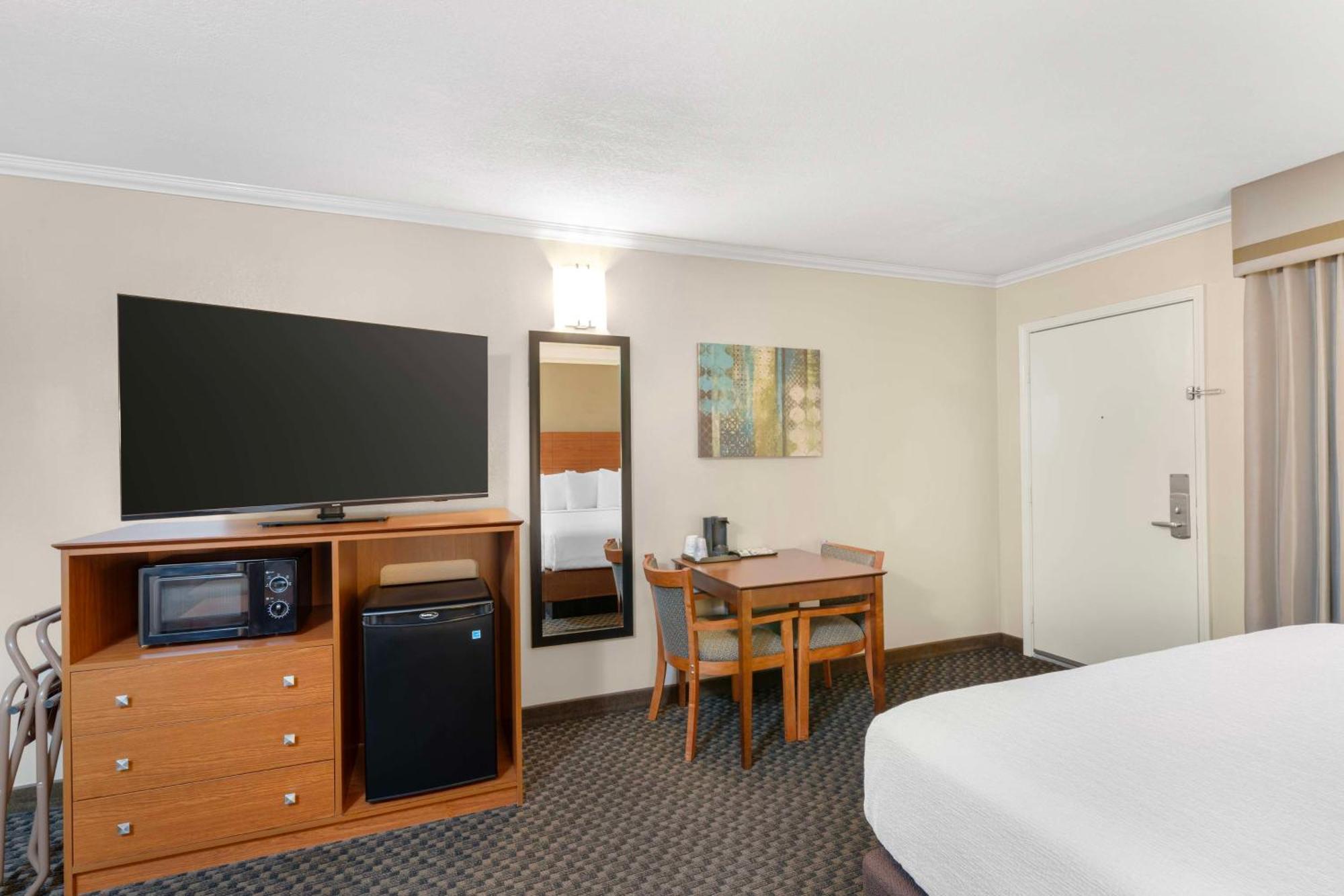 Best Western Oxnard Inn Exterior foto